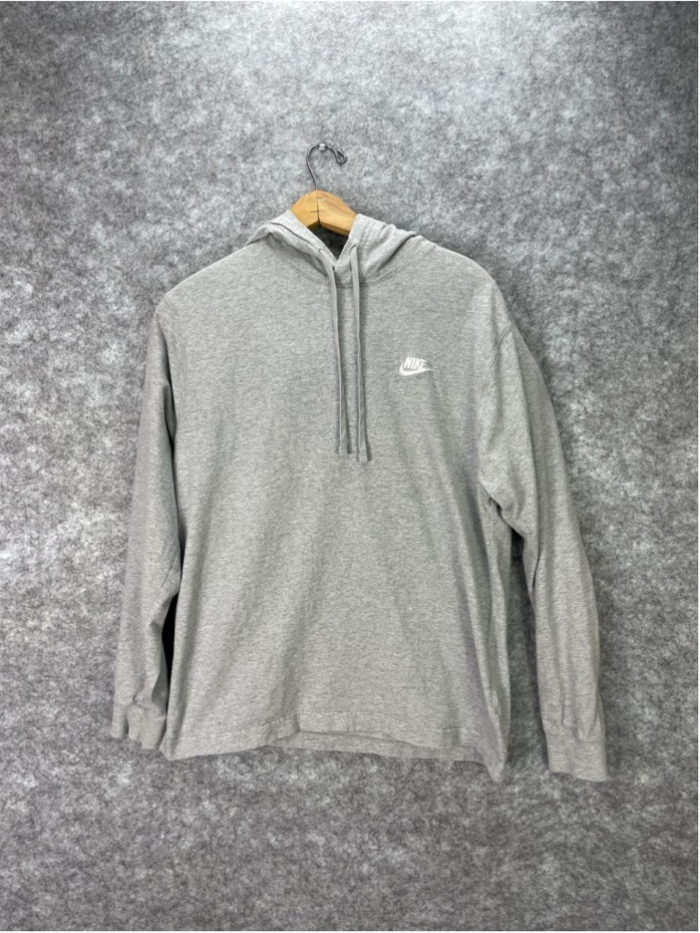 Nike Hoodie Mens Medium Gray 100% Cotton Pullover Sweatshirt Embroidered Logo